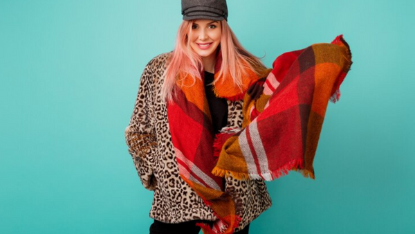 A Scarf for Every Type of Love: Expressing Your Feelings with Fashion