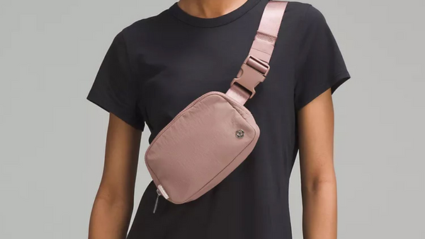 Crossbody Bags: The Must-Have Accessory for On-the-Go Fashionistas